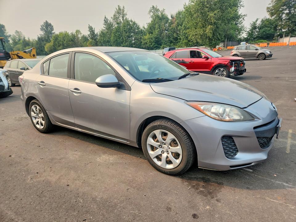 Продаж на аукціоні авто 2012 Mazda 3, vin: JM1BL1UF2C1524060, номер лоту: 64259476