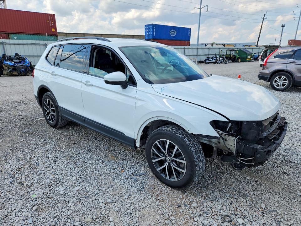 66166996 :رقم المزاد ، 3VV0B7AX2MM118909 vin ، 2021 Volkswagen Tiguan مزاد بيع