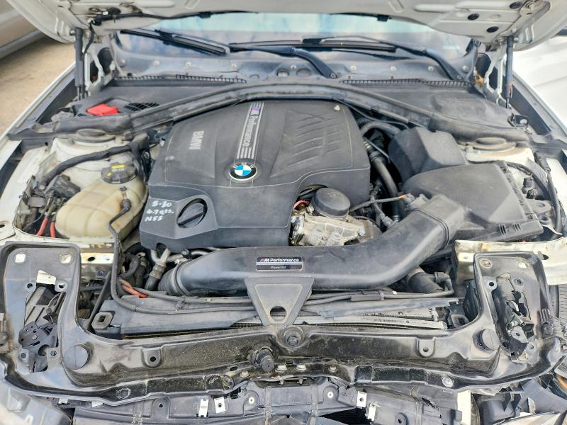 2014 Bmw 335 მანქანა იყიდება აუქციონზე, vin: WBA3B9G53ENR92638, აუქციონის ნომერი: 64011696