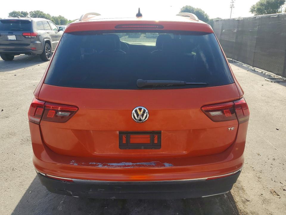 Продажа на аукционе авто 2018 Volkswagen Tiguan, vin: 3VV3B7AXXJM184374, номер лота: 66186166