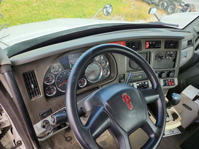 2014 Kenworth T680 მანქანა იყიდება აუქციონზე, vin: 1XKYA48X4EJ402988, აუქციონის ნომერი: 65239616