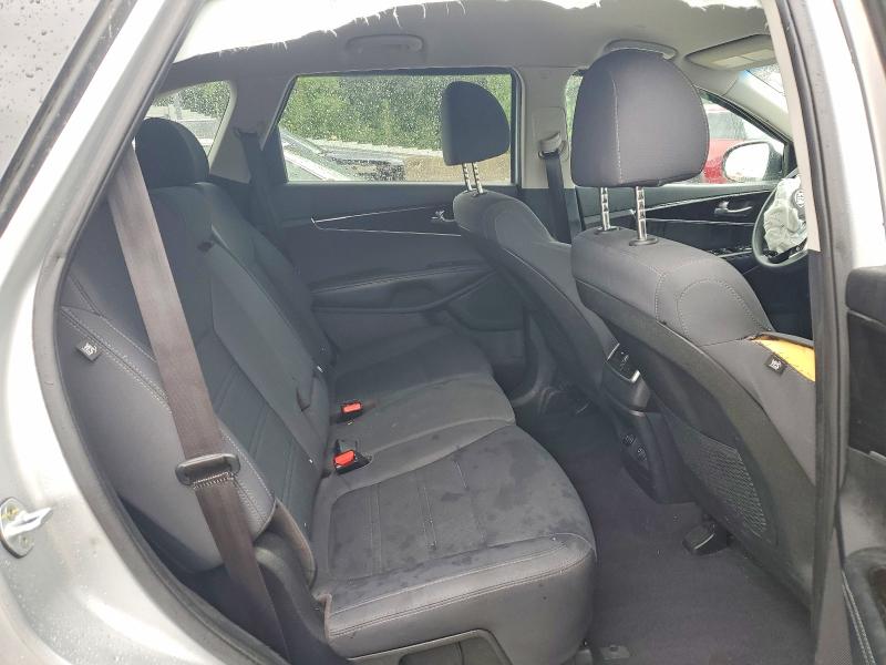 63524766 :رقم المزاد ، 5XYPG4A31KG503611 vin ، 2019 Kia Sorento مزاد بيع