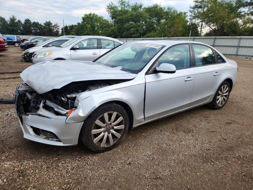 67011366 :رقم المزاد ، WAUDFAFL2EN038490 vin ، 2014 Audi A4 مزاد بيع