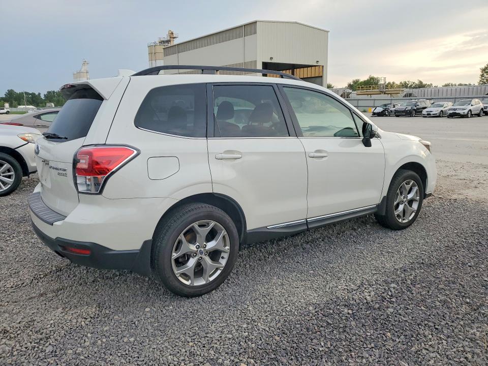 2017 Subaru Forester მანქანა იყიდება აუქციონზე, vin: JF2SJAWC5HH804127, აუქციონის ნომერი: 64676496