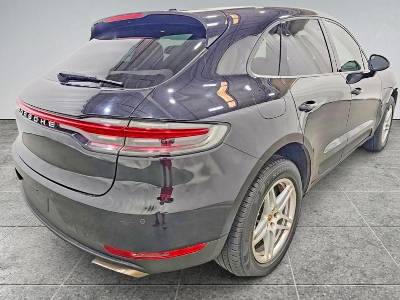 65218006 :رقم المزاد ، WP1AA2A57MLB08979 vin ، 2021 Porsche Macan مزاد بيع