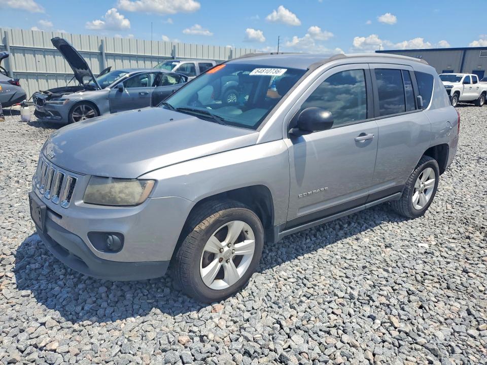 64810736 :رقم المزاد ، 1C4NJCBA9GD641273 vin ، 2016 Jeep Compass مزاد بيع