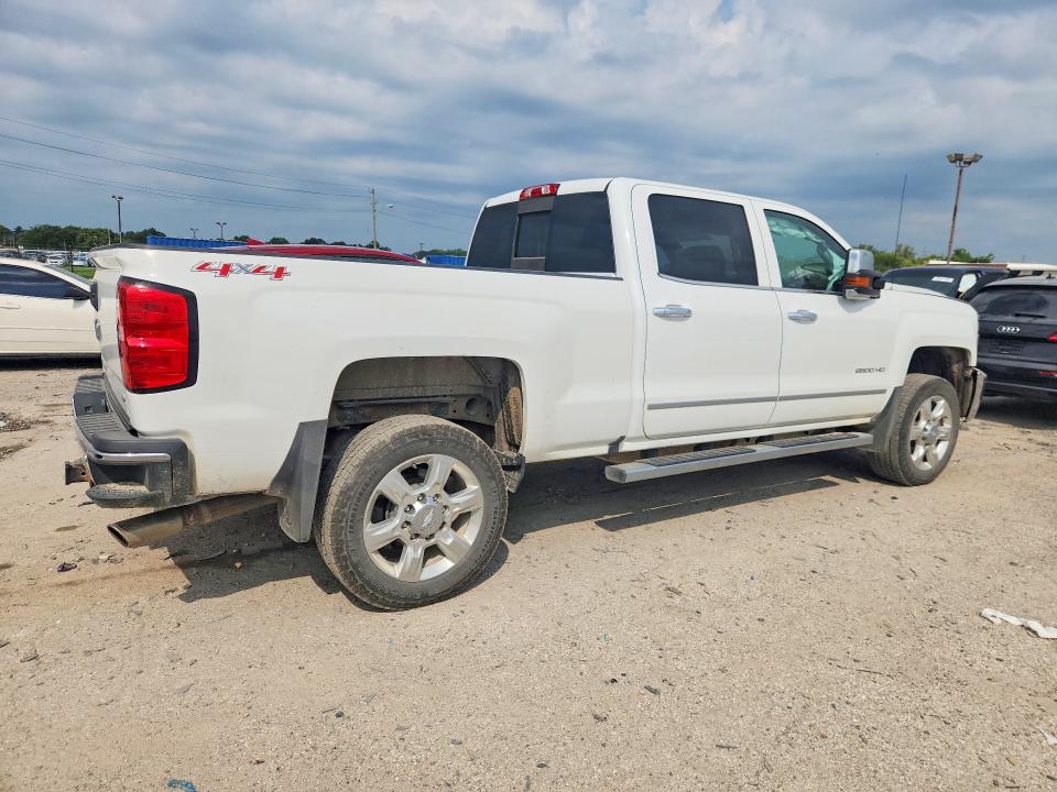 66595886 :رقم المزاد ، 1GC1KWEG9HF201573 vin ، 2017 Chevrolet Silverado مزاد بيع