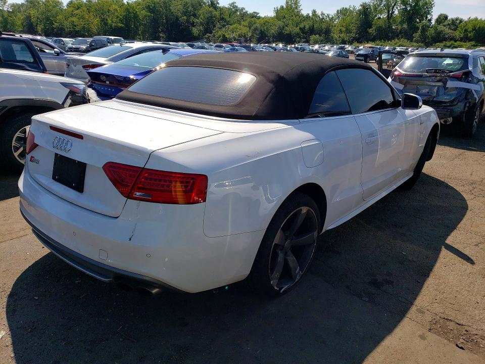 Продажа на аукционе авто 2015 Audi S5, vin: WAUCGAFH3FN009876, номер лота: 64996976
