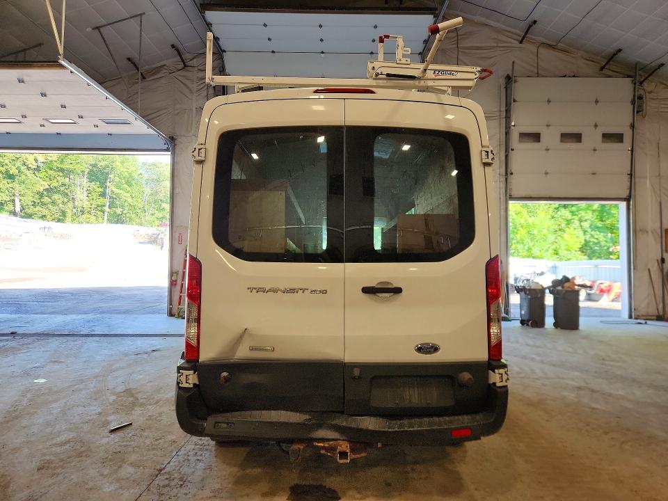 Продаж на аукціоні авто 2015 Ford Transit, vin: 1FTYR2CG4FKA05809, номер лоту: 62067276