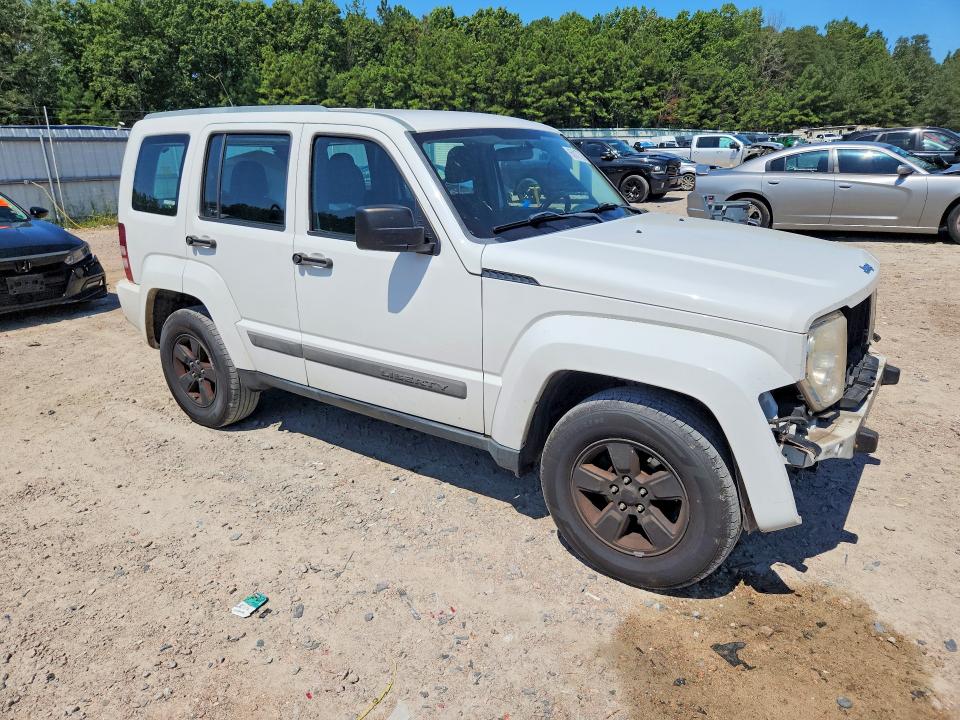 65817736 :رقم المزاد ، 1J4PN2GK5BW566636 vin ، 2011 Jeep Liberty مزاد بيع