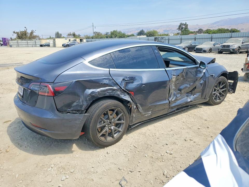 Продаж на аукціоні авто 2019 Tesla Model 3, vin: 5YJ3E1EA3KF400483, номер лоту: 64497656