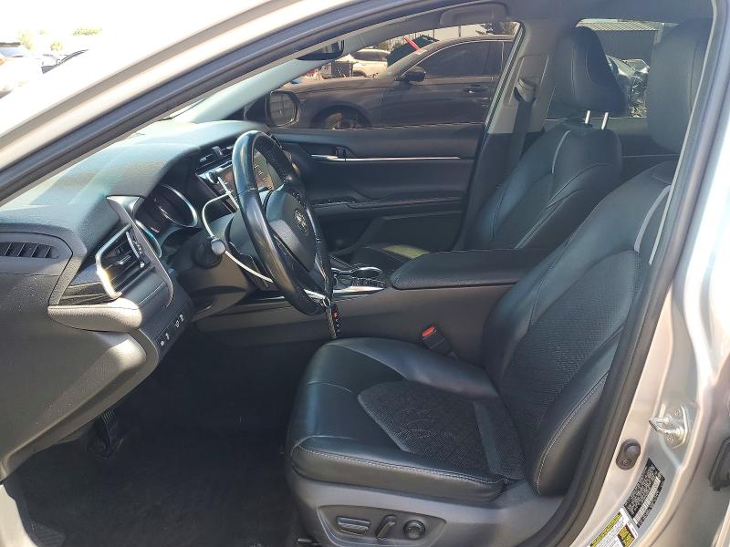 Продаж на аукціоні авто 2019 Toyota Camry, vin: 4T1B61HK0KU700496, номер лоту: 64775656