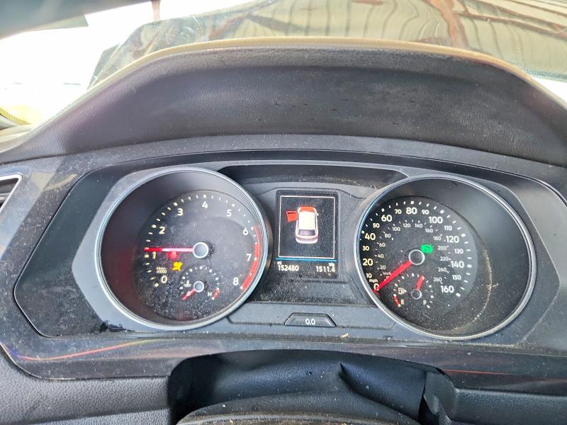 64040576 :رقم المزاد ، 3VV3B7AX7JM196546 vin ، 2018 Volkswagen Tiguan مزاد بيع
