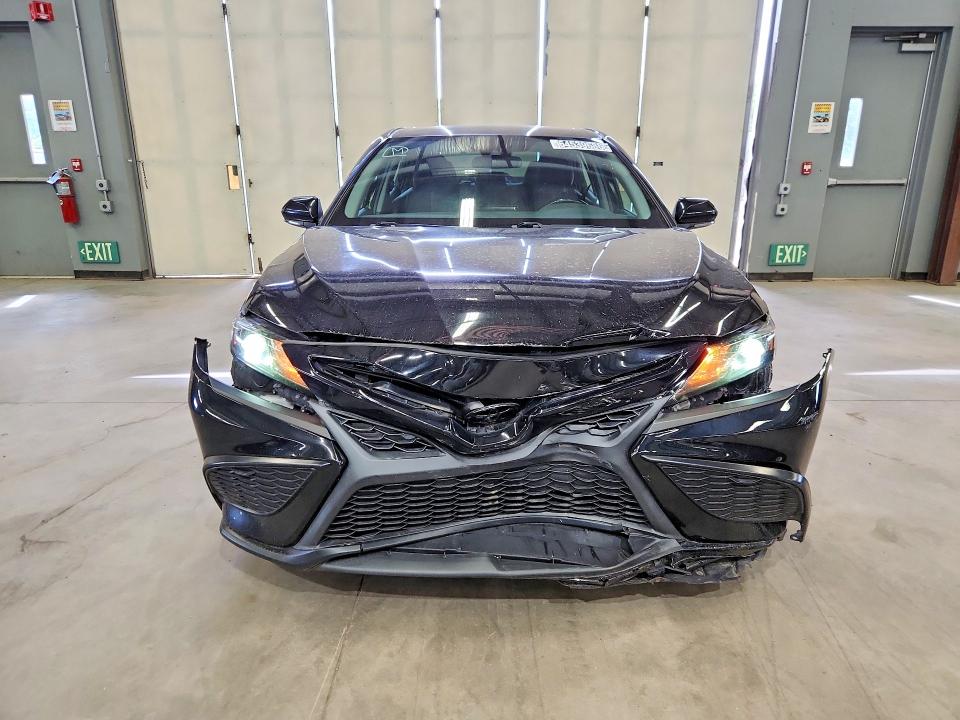 Aukcja sprzedaży 2022 Toyota Camry, vin: 4T1G11AKXNU044049, numer aukcji: 64539686