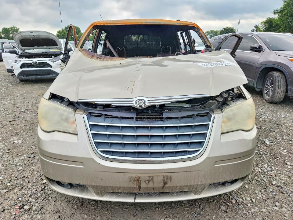 64206506 :رقم المزاد ، 2A8HR54159R627622 vin ، 2009 Chrysler Town & Country مزاد بيع