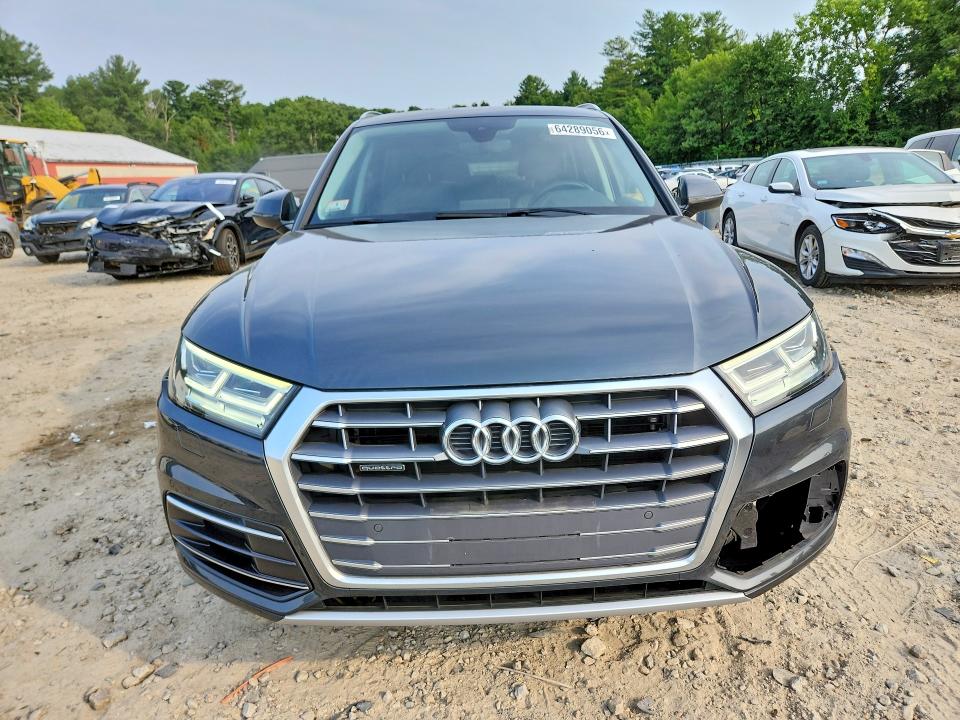 64289056 :رقم المزاد ، WA1BNAFY2J2132920 vin ، 2018 Audi Q5 مزاد بيع