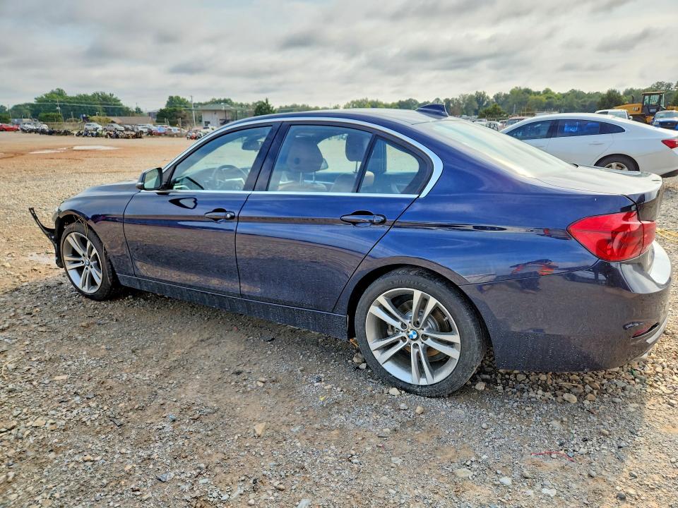 2017 Bmw 330 მანქანა იყიდება აუქციონზე, vin: WBA8B9G32HNU56045, აუქციონის ნომერი: 66084536