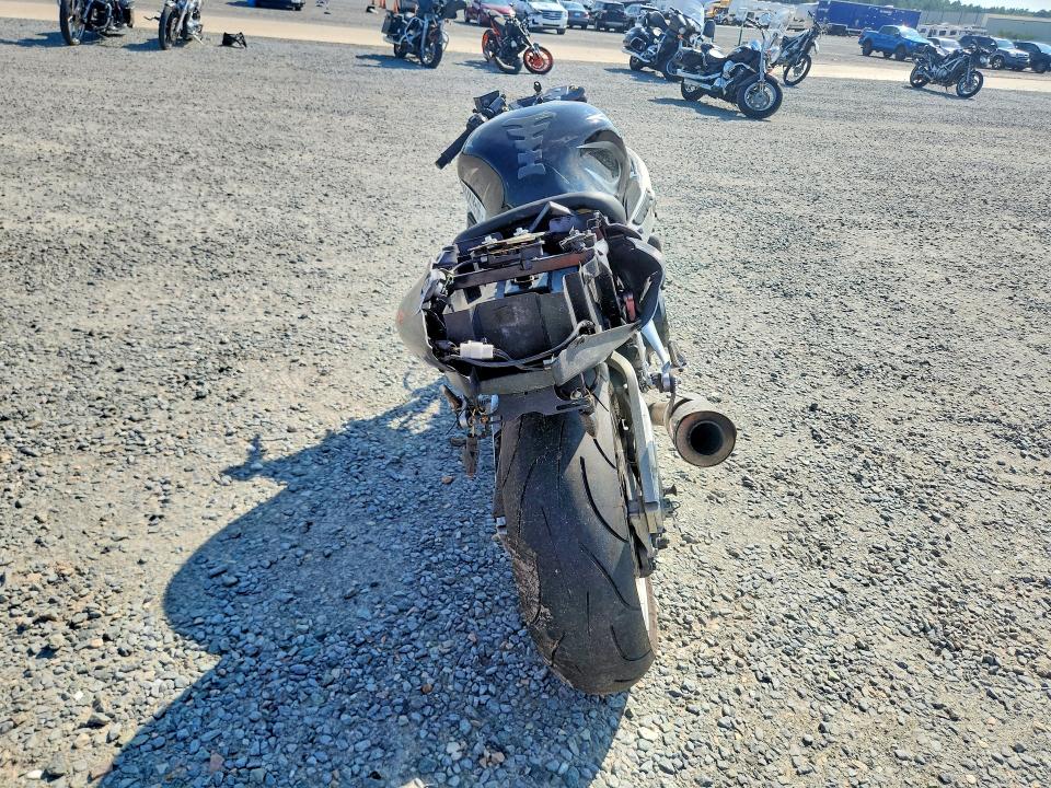 2002 Suzuki Gsx1300 მანქანა იყიდება აუქციონზე, vin: JS1GW71A622104426, აუქციონის ნომერი: 64782956