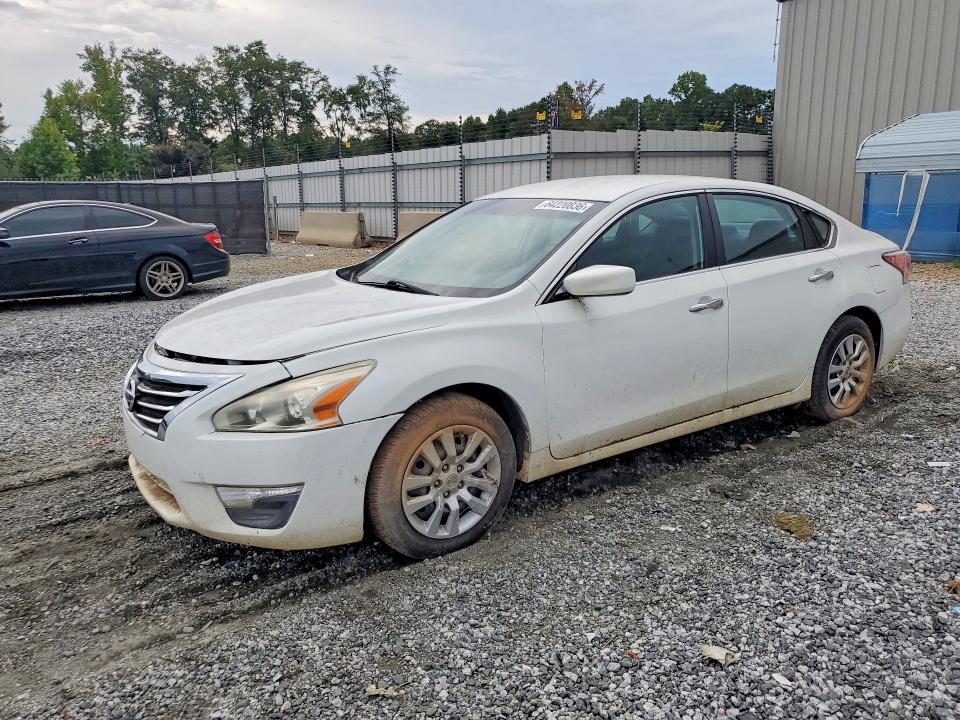 Продаж на аукціоні авто 2015 Nissan Altima, vin: 1N4AL3AP7FC589361, номер лоту: 64220836