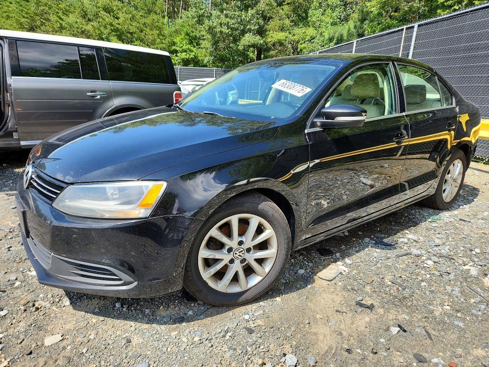 66308776 :رقم المزاد ، 3VWBP7AJ0DM288588 vin ، 2013 Volkswagen Jetta مزاد بيع