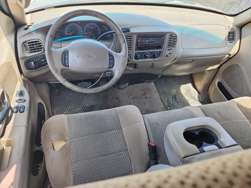 65809926 :رقم المزاد ، 1FTRX18L02NB60389 vin ، 2002 Ford F150 مزاد بيع