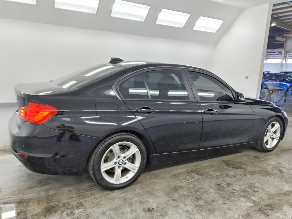 2012 Bmw 328 მანქანა იყიდება აუქციონზე, vin: WBA3C1C56CA696666, აუქციონის ნომერი: 61887116