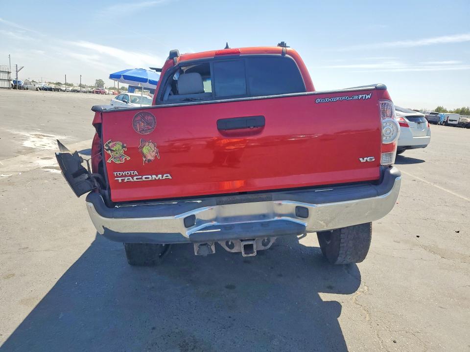 65238796 :رقم المزاد ، 3TMLU4EN2FM185171 vin ، 2015 Toyota Tacoma مزاد بيع