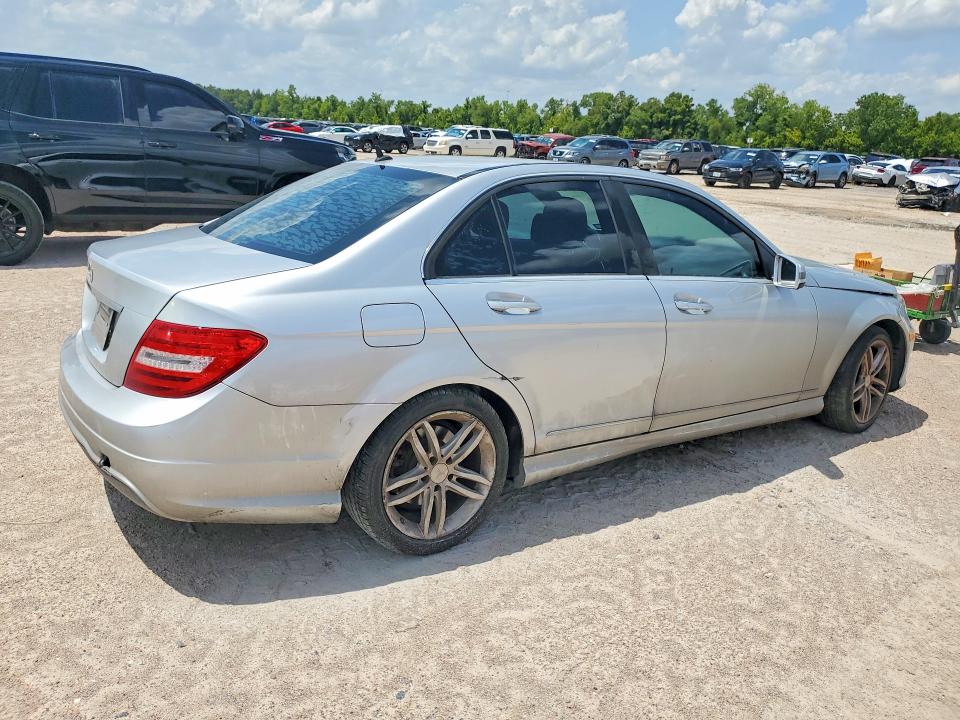 Продаж на аукціоні авто 2014 Mercedes-benz C, vin: WDDGF4HB3EG206217, номер лоту: 64333416