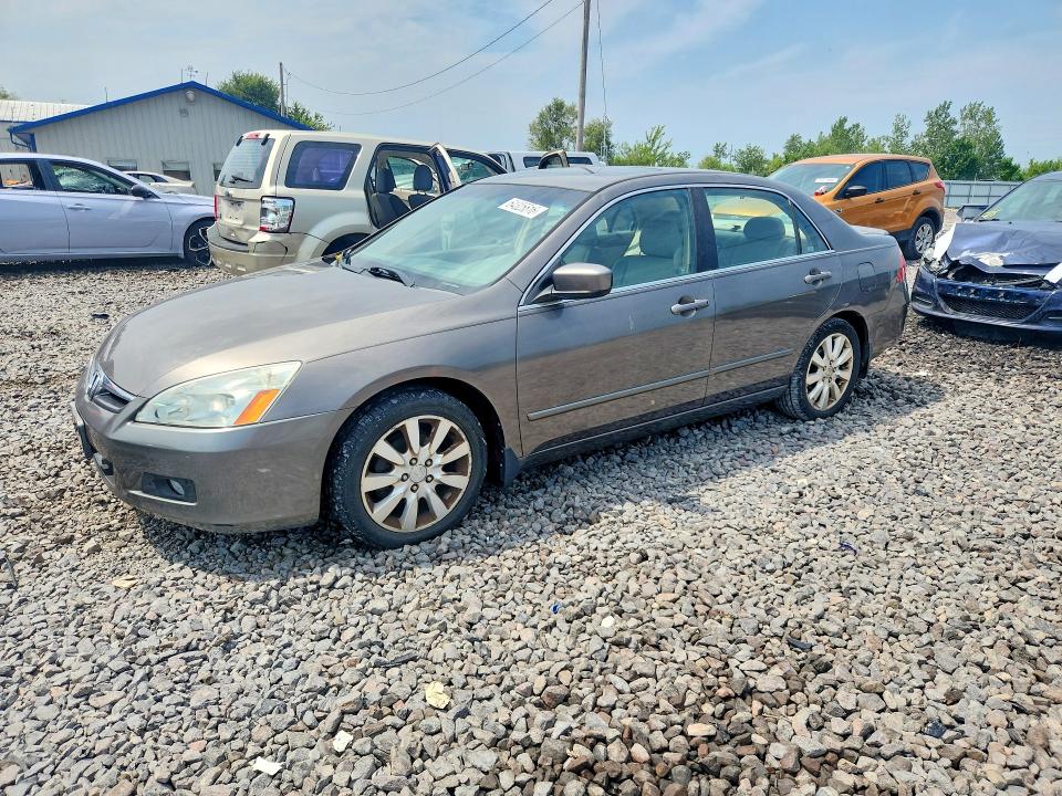 64325516 :رقم المزاد ، 1HGCM66836A067195 vin ، 2006 Honda Accord مزاد بيع
