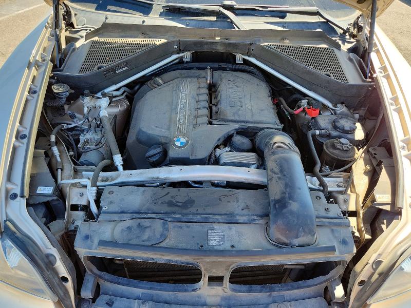 65872846 :رقم المزاد ، 5UXZV4C59D0G50721 vin ، 2013 Bmw X5 مزاد بيع