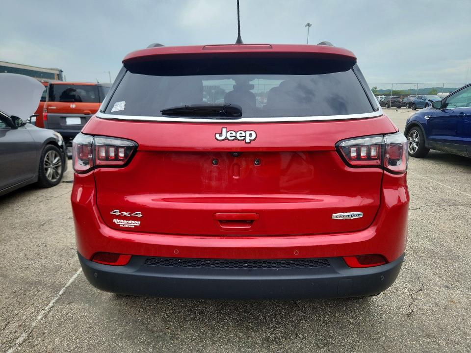 2017 Jeep Compass მანქანა იყიდება აუქციონზე, vin: 3C4NJDBB9HT692377, აუქციონის ნომერი: 64677846