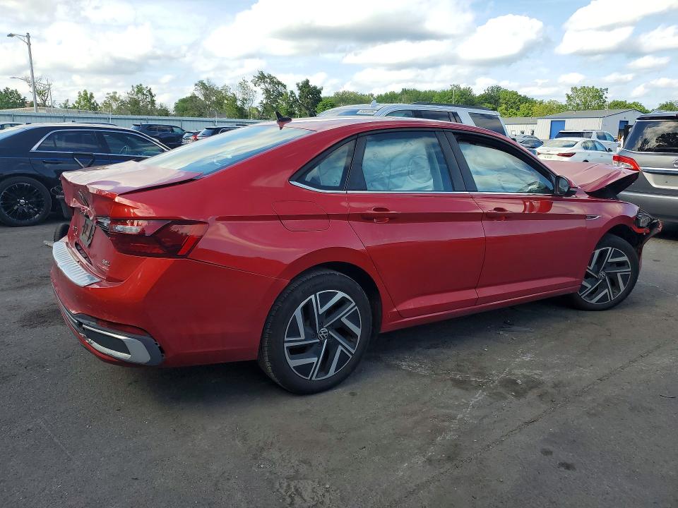 64927626 :رقم المزاد ، 3VWGM7BU0NM032637 vin ، 2022 Volkswagen Jetta مزاد بيع