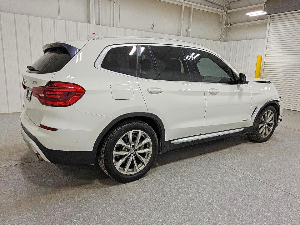 64857036 :رقم المزاد ، 5UXTR9C58JLA13983 vin ، 2018 Bmw X3 مزاد بيع