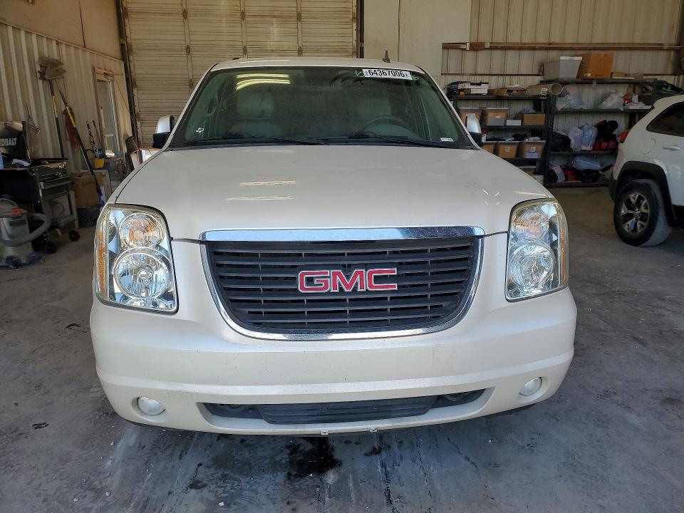 64367006 :رقم المزاد ، 1GKS1LE06CR101080 vin ، 2012 Gmc Yukon Xl مزاد بيع