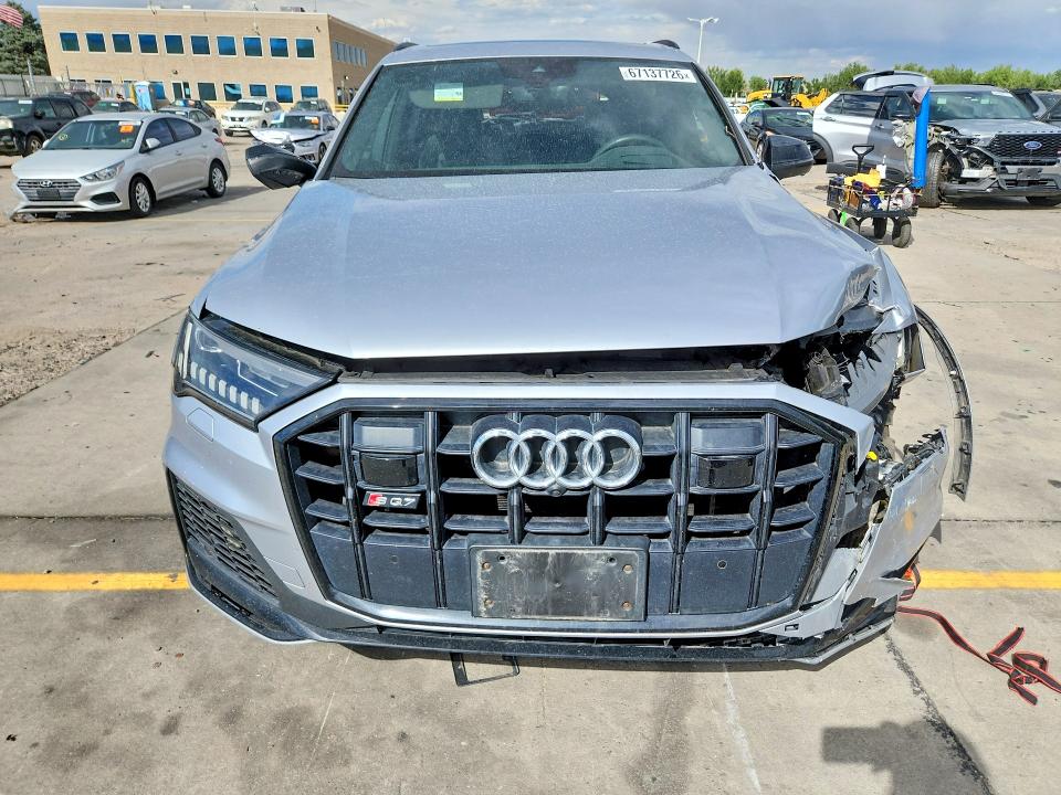 Продаж на аукціоні авто 2020 Audi Sq7, vin: WA1VWAF76LD013518, номер лоту: 67137726