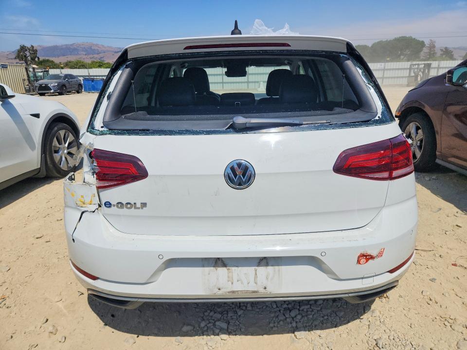 64414206 :رقم المزاد ، WVWPR7AU4HW953446 vin ، 2017 Volkswagen E-golf مزاد بيع