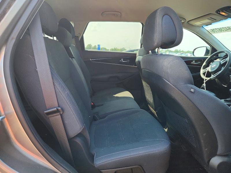 Продажа на аукционе авто 2017 Kia Sorento, vin: 5XYPGDA52HG213131, номер лота: 64236776