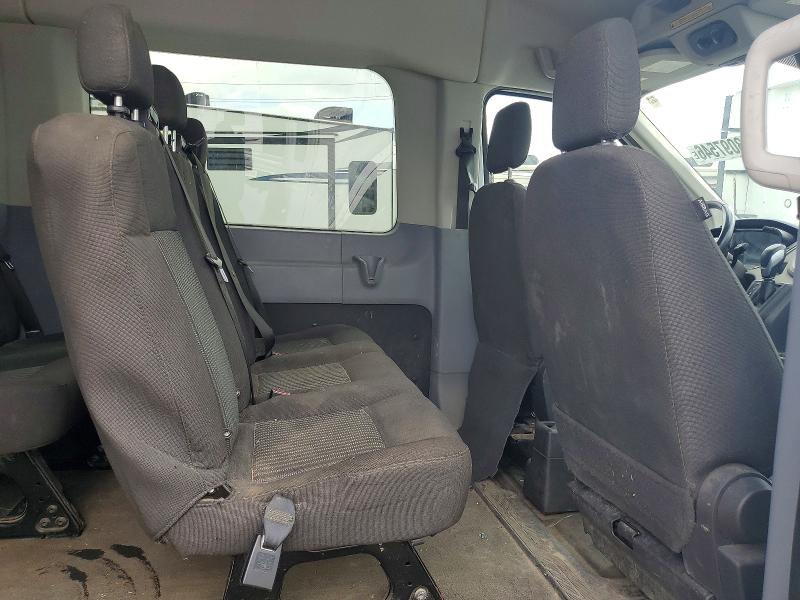 63097546 :رقم المزاد ، 1FBAX2CM3FKA23705 vin ، 2015 Ford Transit مزاد بيع