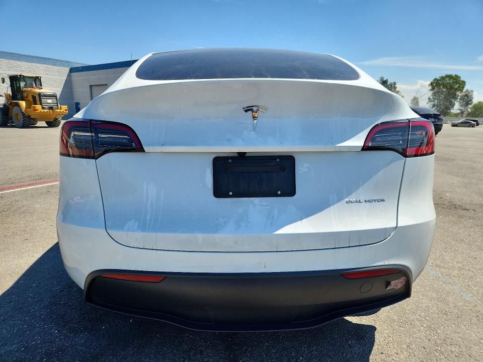 Aukcja sprzedaży 2024 Tesla Model Y, vin: 7SAYGAEE4RF059580, numer aukcji: 66256136