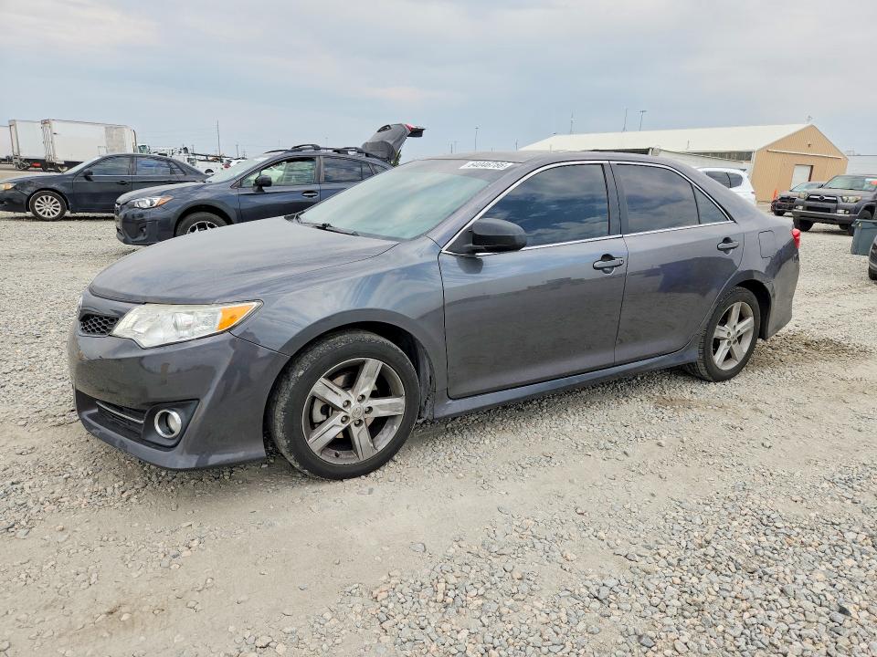 2013 Toyota Camry მანქანა იყიდება აუქციონზე, vin: 4T1BF1FK0DU690879, აუქციონის ნომერი: 64046786