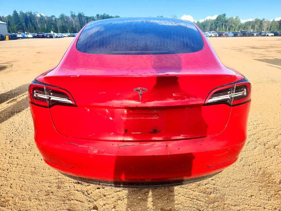 Продажа на аукционе авто 2018 Tesla Model 3, vin: 5YJ3E1EB6JF107698, номер лота: 64193086