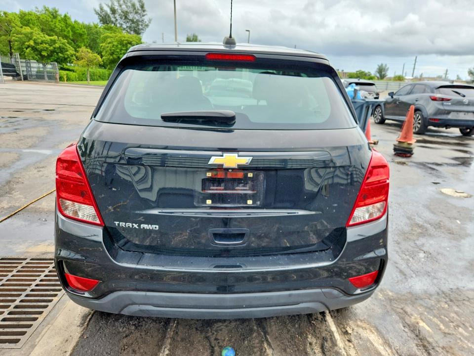 2018 Chevrolet Trax მანქანა იყიდება აუქციონზე, vin: 3GNCJNSB3JL210609, აუქციონის ნომერი: 64113916