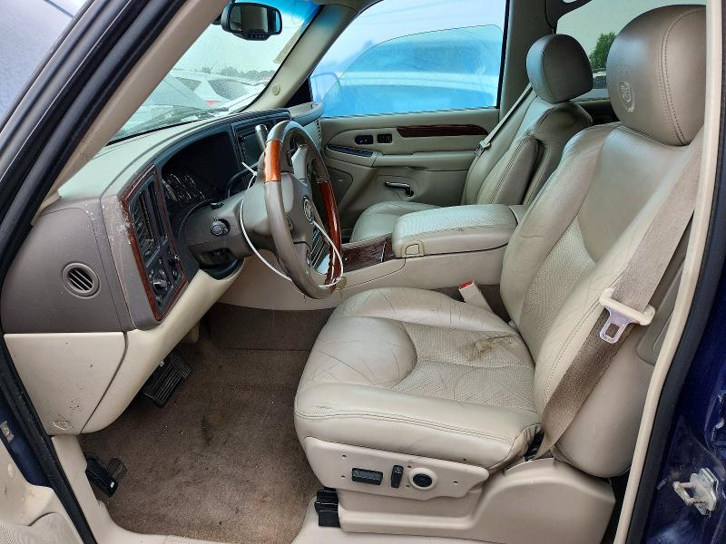 2005 Cadillac Escalade მანქანა იყიდება აუქციონზე, vin: 1GYEK63N05R117326, აუქციონის ნომერი: 62026176