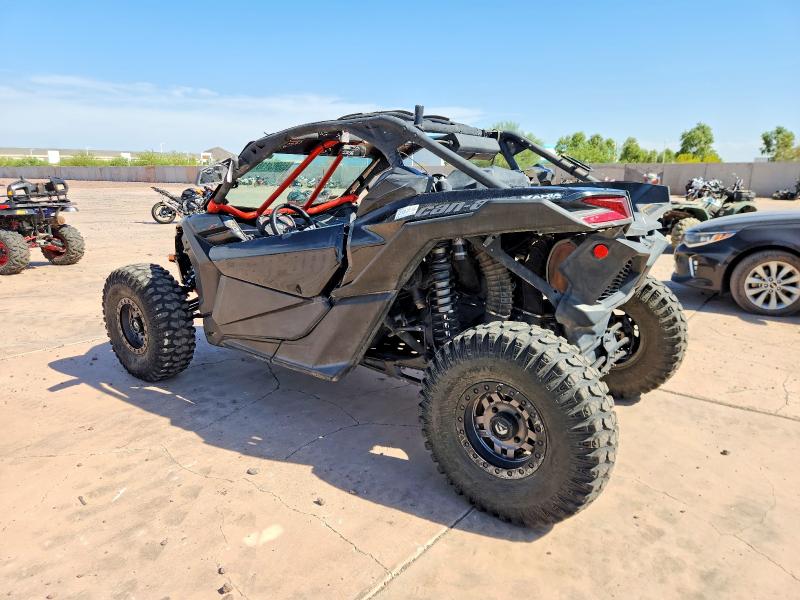 2017 Can-am Maverick X3 მანქანა იყიდება აუქციონზე, vin: 3JBVDAW27HK000030, აუქციონის ნომერი: 65903116