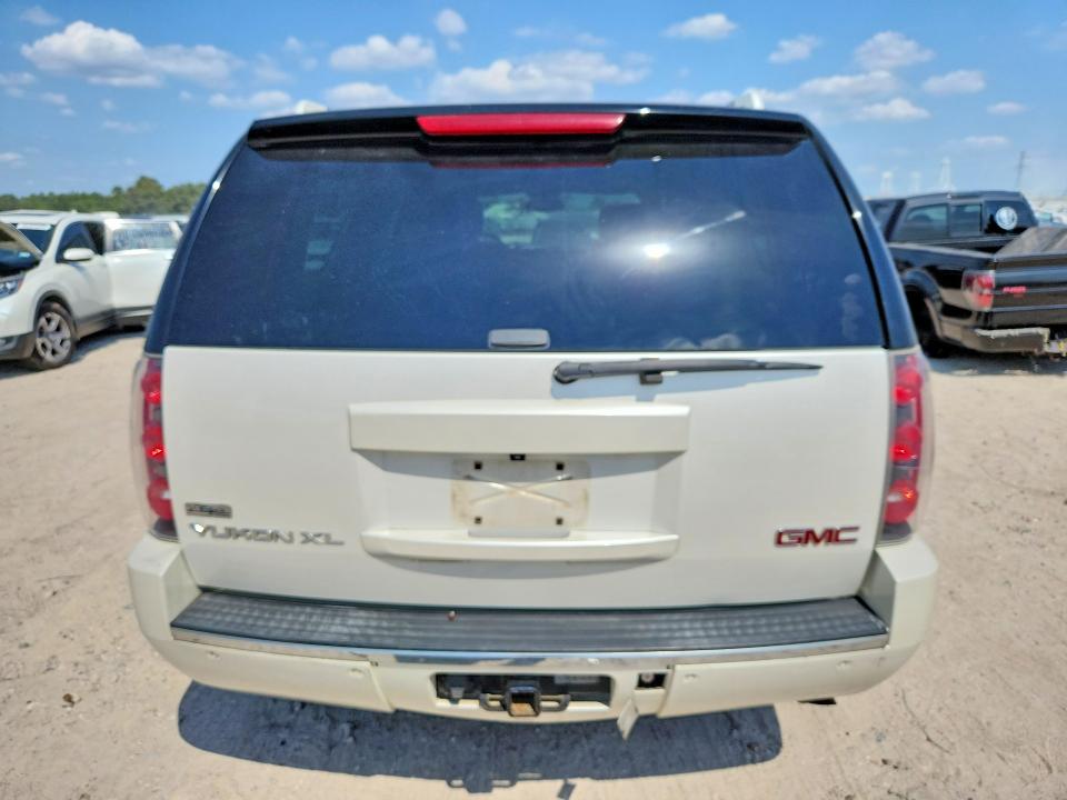 66477276 :رقم المزاد ، 1GKS2MEF8BR167698 vin ، 2011 Gmc Yukon Xl مزاد بيع