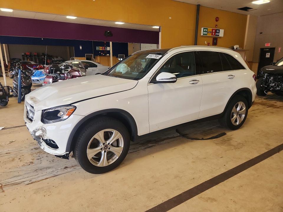 64417956 :رقم المزاد ، WDC0G4KB8JV028855 vin ، 2018 Mercedes-benz Glc مزاد بيع