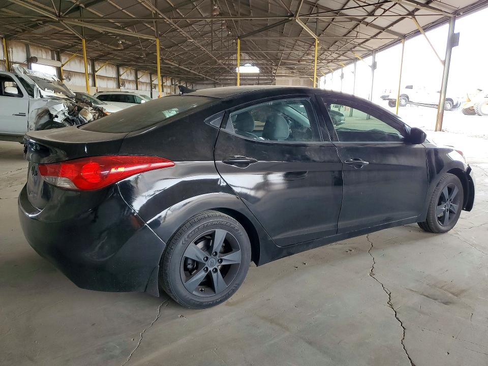 63773566 :رقم المزاد ، KMHDH4AE0DU668063 vin ، 2013 Hyundai Elantra مزاد بيع