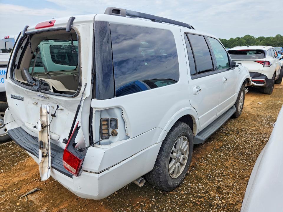 Продаж на аукціоні авто 2011 Ford Expedition, vin: 1FMJU1J50BEF31435, номер лоту: 64720926