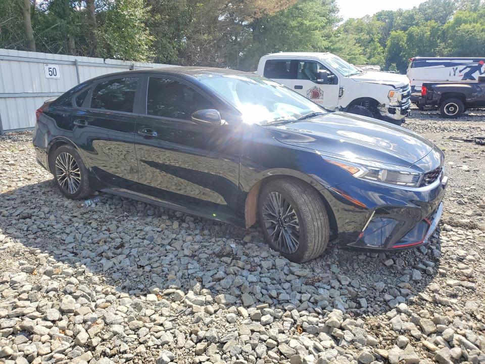 2024 Kia Forte მანქანა იყიდება აუქციონზე, vin: 3KPF54AD0RE722559, აუქციონის ნომერი: 65596576