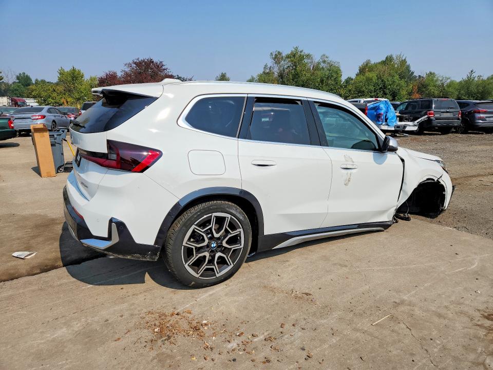 Продаж на аукціоні авто 2023 Bmw X1, vin: WBX73EF04P5X48065, номер лоту: 63805536
